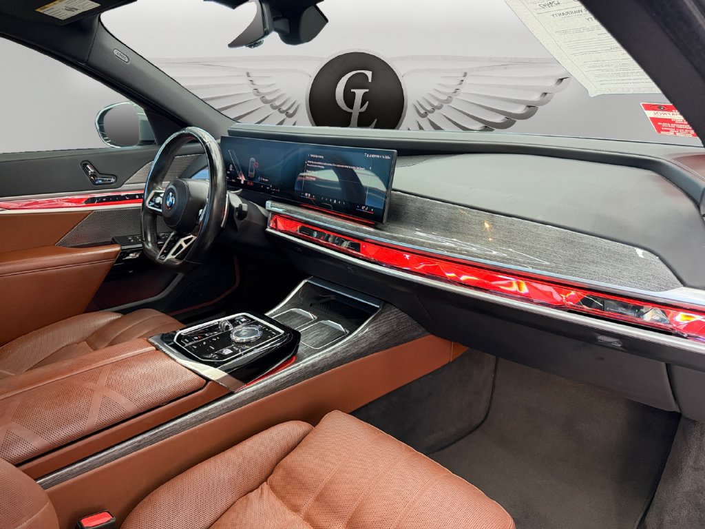 Used 2023 BMW 740i w/ Parking Assistance Package RWD image 17