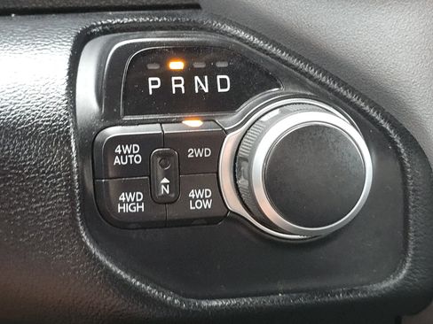 Used 2021 RAM 1500 Big Horn image 21