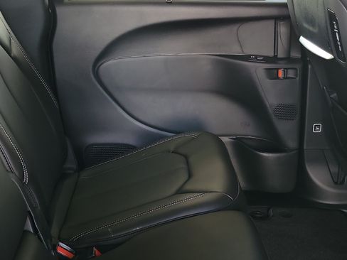 New 2026 Chrysler Pacifica Select FWD image 14
