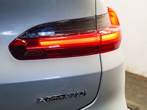 Used 2019 BMW X4 xDrive30i w/ Convenience Package image 11