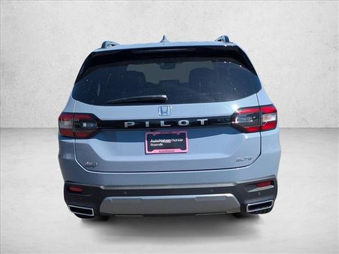 New 2026 Honda Pilot Elite image 7