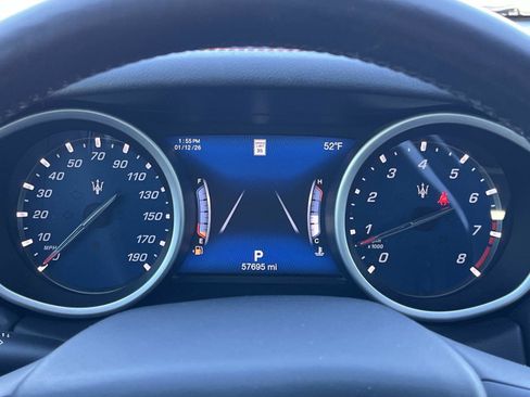 Used 2018 Maserati Ghibli GranSport image 33