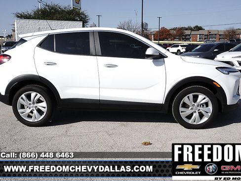 New 2026 Buick Encore GX Preferred image 8