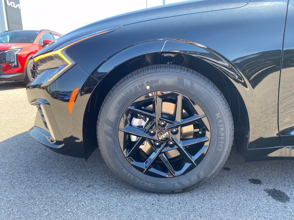 New 2026 Kia K5 LXS FWD image 29