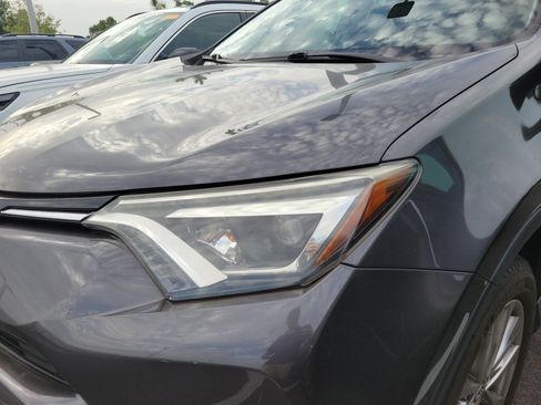 Used 2016 Toyota RAV4 Limited FWD image 5