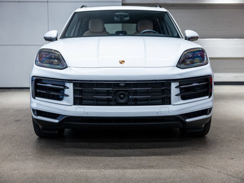 Certified 2026 Porsche Cayenne S AWD/4WD image 11
