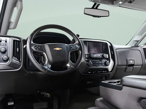Used 2017 Chevrolet Silverado 2500 LT AWD/4WD image 28