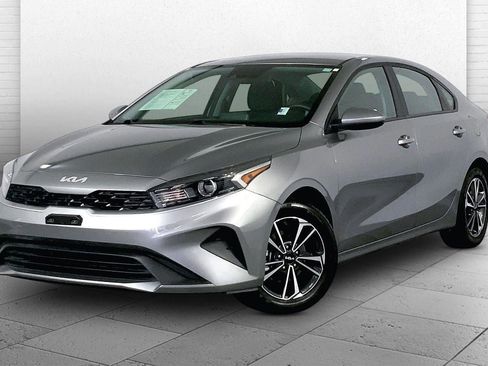 Certified 2024 Kia Forte LXS image 12