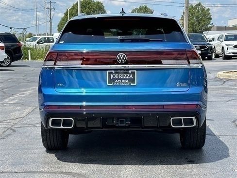 Used 2024 Volkswagen Atlas Cross Sport SEL Premium R-Line image 10