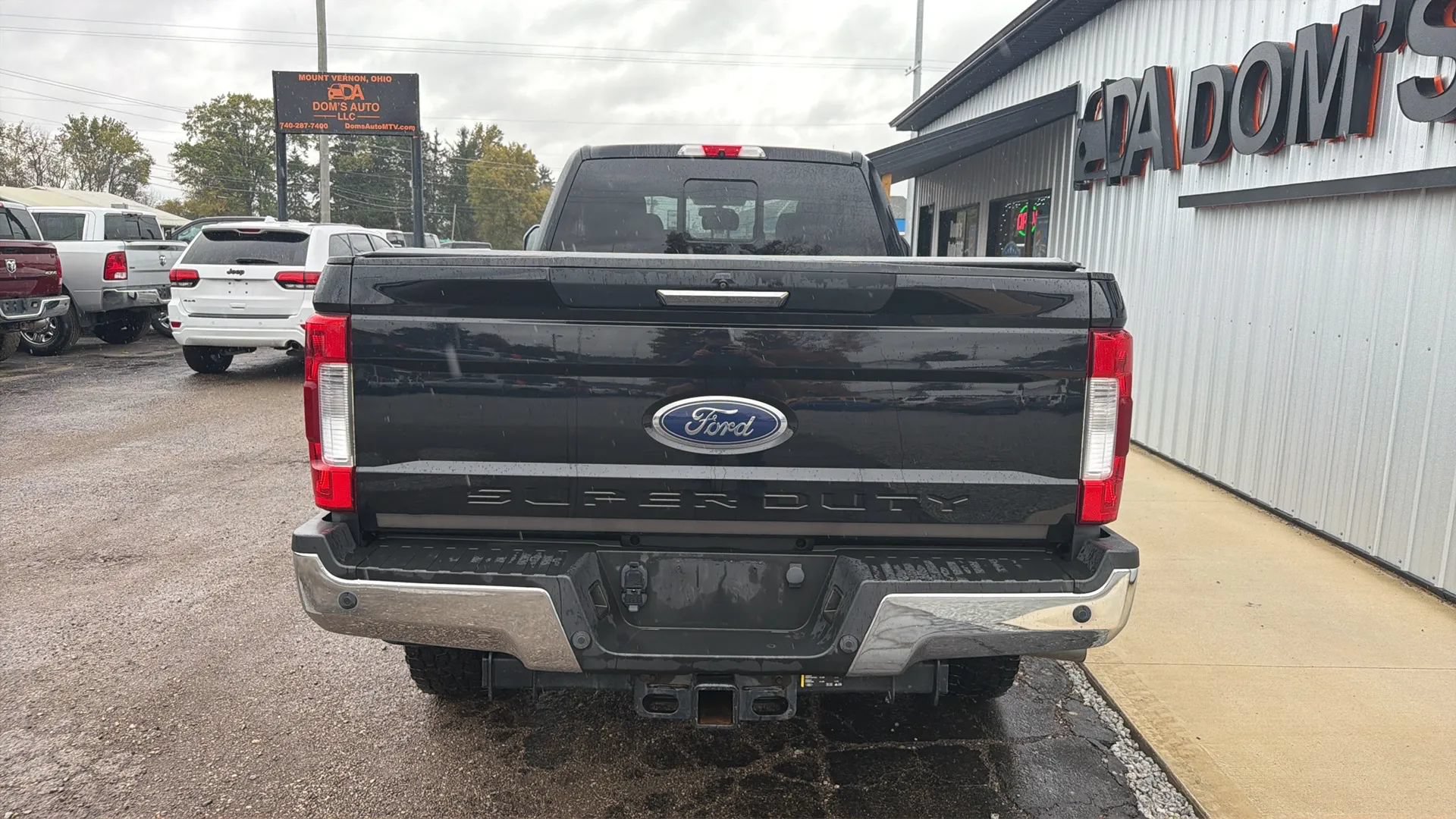 Used 2019 Ford F350 XLT w/ XLT Premium Package AWD/4WD image 4