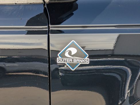 New 2025 Ford Bronco Outer Banks image 10