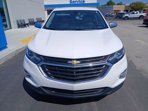 Used 2018 Chevrolet Equinox LS image 2
