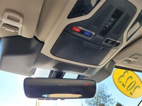 Used 2023 Subaru Outback Limited image 24