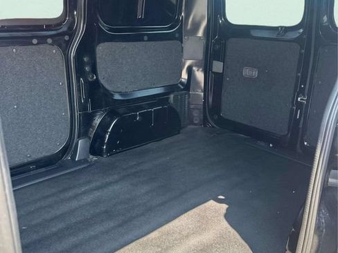 Used 2015 Nissan NV200 SV w/ Technology Package FWD image 13