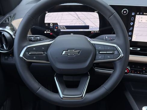 New 2027 Chevrolet Equinox ACTIV w/ Safety and Technology Package FWD image 11