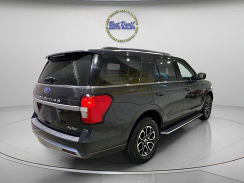 Used 2022 Ford Expedition XLT AWD/4WD image 5