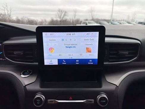 Used 2020 Ford Explorer XLT w/ Equipment Group 202A image 29