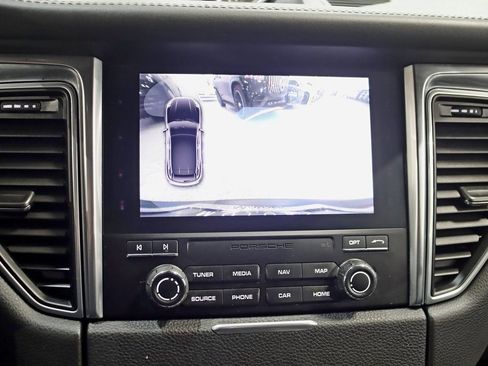 Used 2018 Porsche Macan GTS image 20