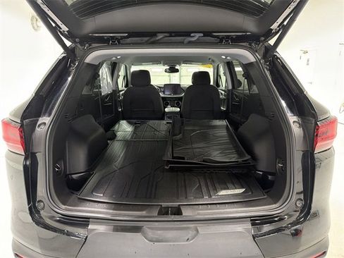 Certified 2024 Chevrolet Blazer LT w/ Convenience Package image 16