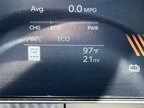 New 2026 Kia Carnival EX FWD image 25