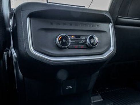 New 2025 Ford Expedition Tremor image 18