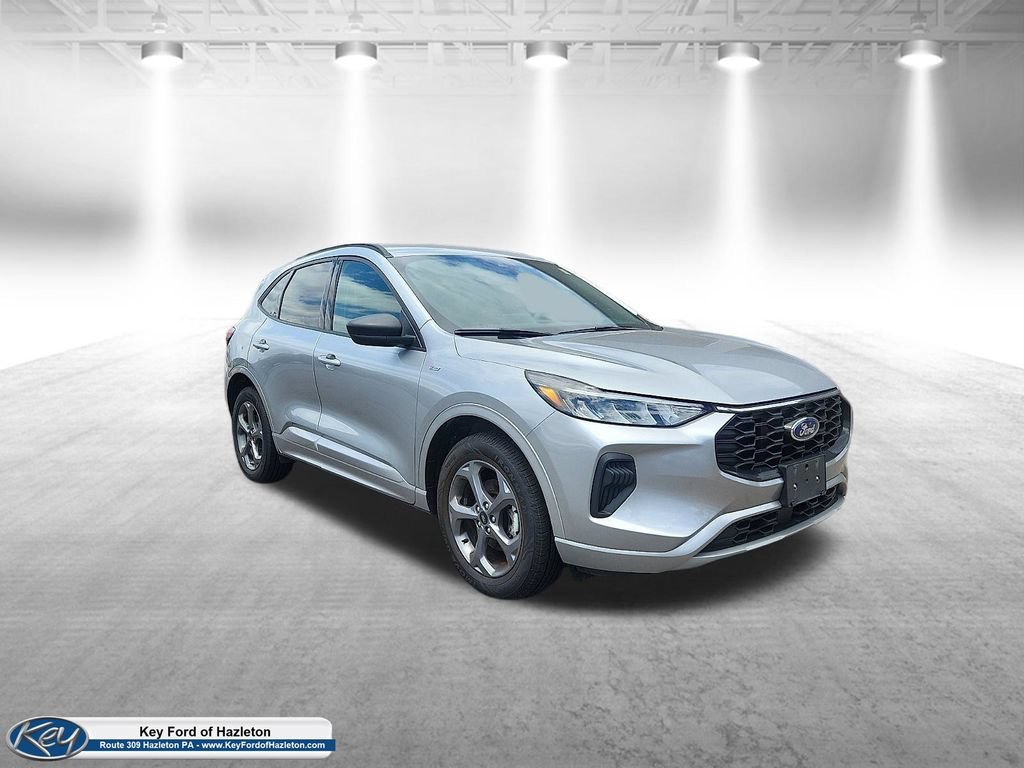 Used 2023 Ford Escape ST-Line AWD/4WD image 1