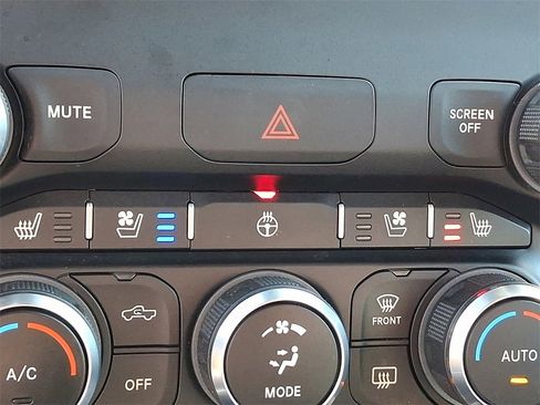 Used 2022 RAM 1500 Laramie image 27