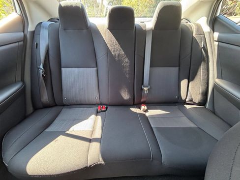 Used 2025 Nissan Sentra SV FWD image 36