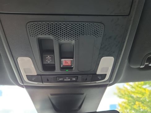 Used 2025 Honda Civic Sport Touring image 24