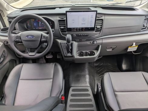 New 2026 Ford Transit 250 148 Medium Roof w/ Load Area Protection Package RWD image 15