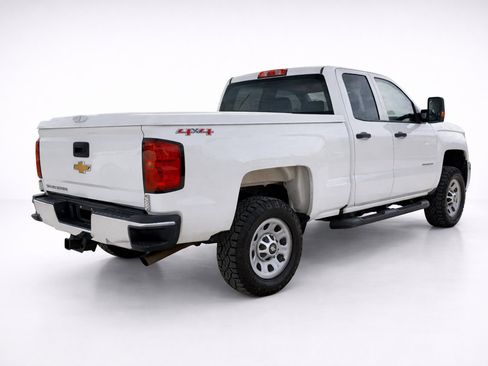 Used 2017 Chevrolet Silverado 2500 W/T w/ WT Fleet Convenience Package image 4