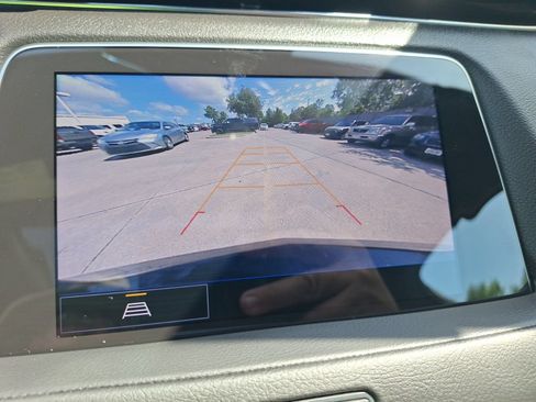 Used 2023 Cadillac XT4 Premium Luxury FWD image 26