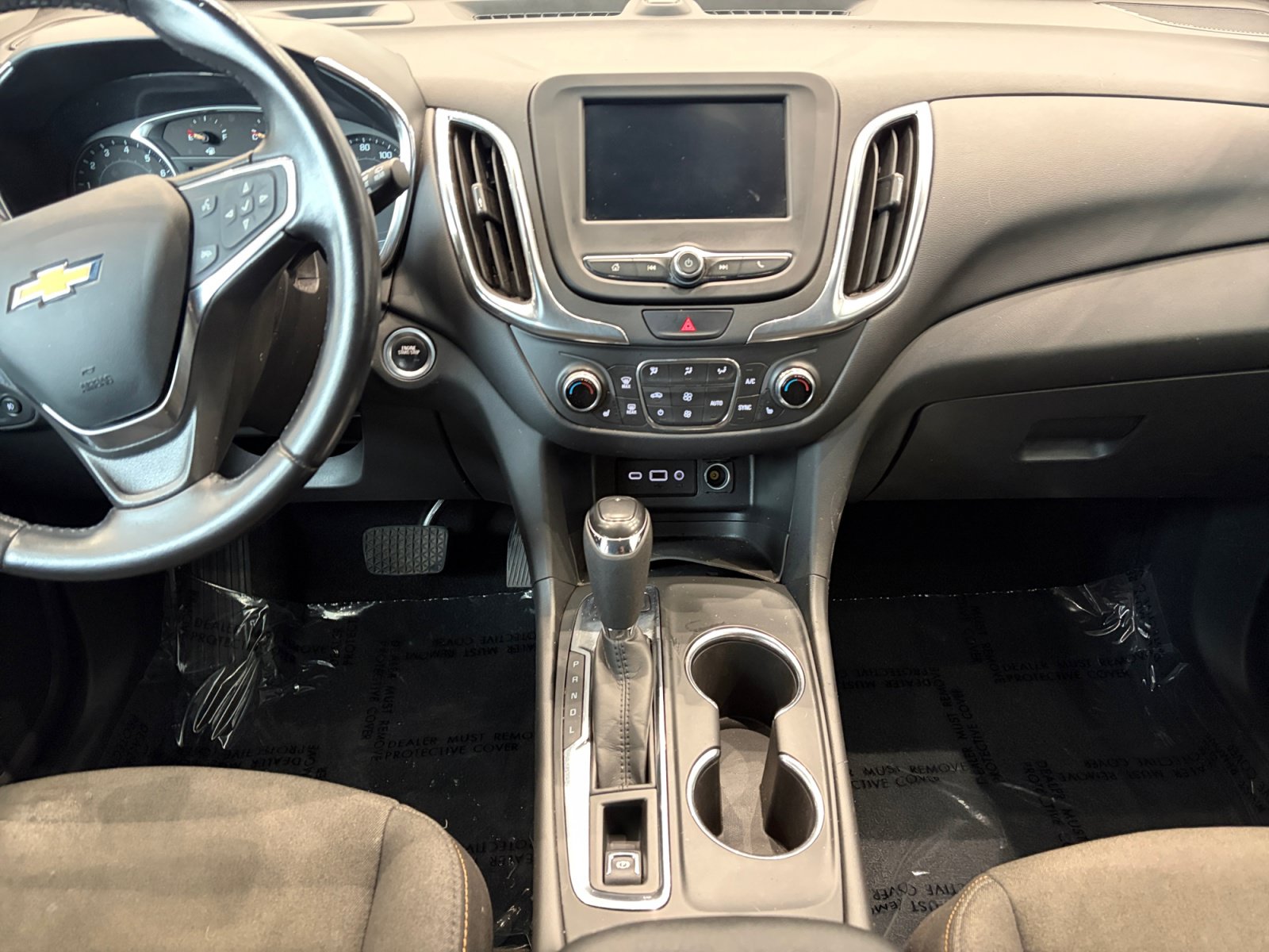 Used 2021 Chevrolet Equinox LT w/ Driver Convenience Package AWD/4WD image 17