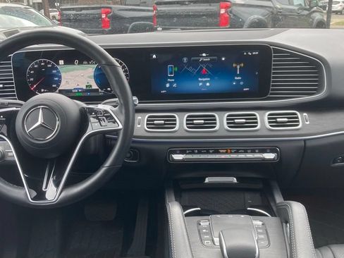 Used 2025 Mercedes-Benz GLE 450e 4MATIC image 5