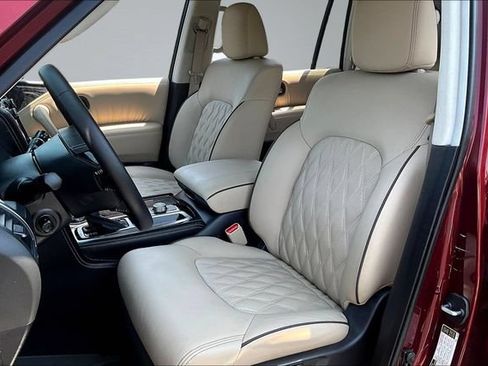 Used 2024 Nissan Armada Platinum w/ Captain's Chairs Package AWD/4WD image 21