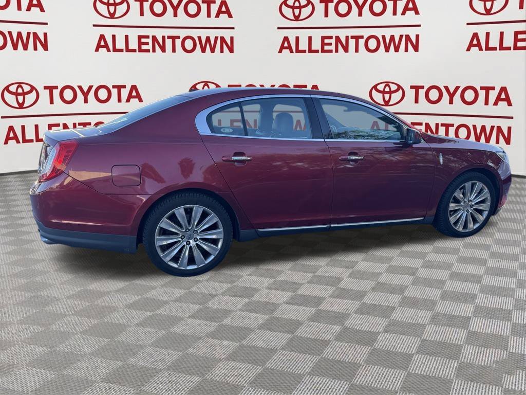 Used 2013 Lincoln MKS AWD image 4