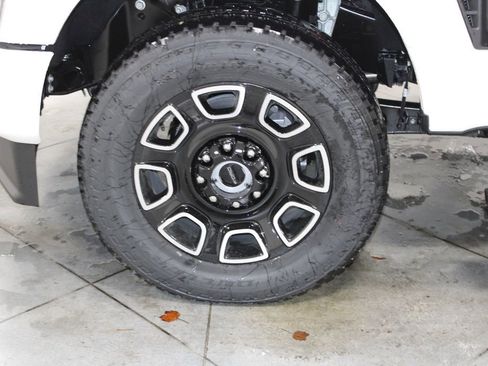 New 2026 Ford F250 Platinum AWD/4WD image 23