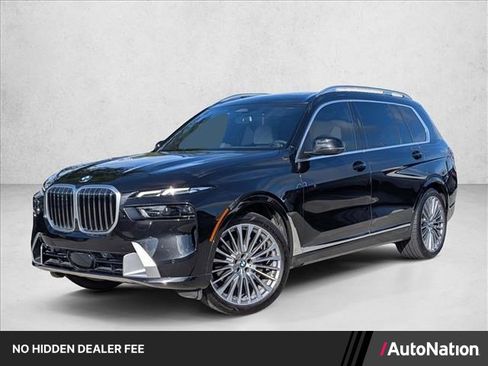 Used 2025 BMW X7 xDrive40i w/ Executive Package AWD/4WD image 1