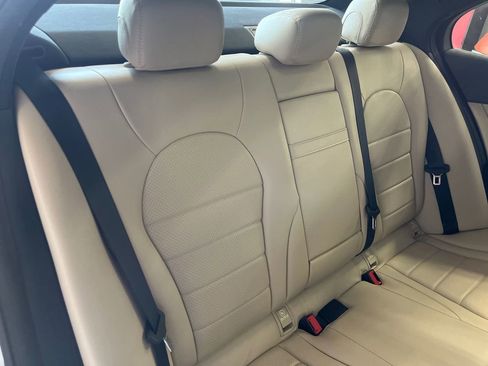 Used 2019 Mercedes-Benz C 300 4MATIC Sedan image 34