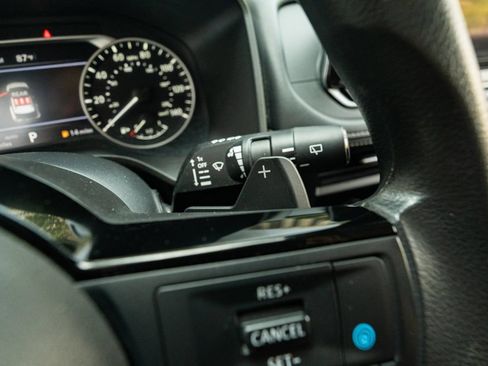 Used 2023 Nissan Rogue SV AWD/4WD image 43