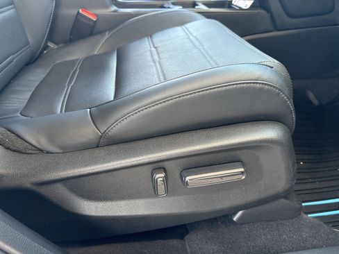 Used 2022 Honda CR-V EX-L image 41