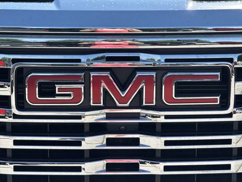 Used 2024 GMC Sierra 1500 Denali w/ Denali Reserve Package AWD/4WD image 32