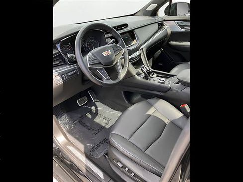 Certified 2023 Cadillac XT5 Sportv w/ Technology Package AWD/4WD image 10