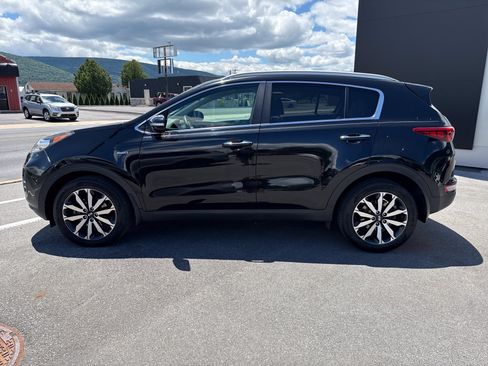Used 2018 Kia Sportage EX AWD/4WD image 7