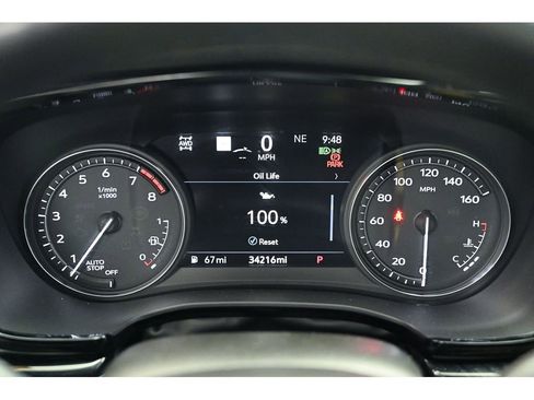 Used 2025 Cadillac XT6 Premium Luxury w/ Technology Package image 12