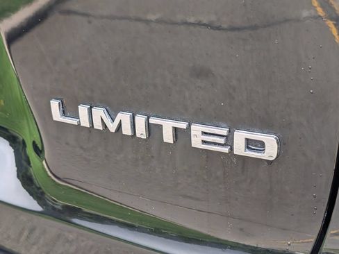 Used 2019 Jeep Cherokee Limited AWD/4WD image 23