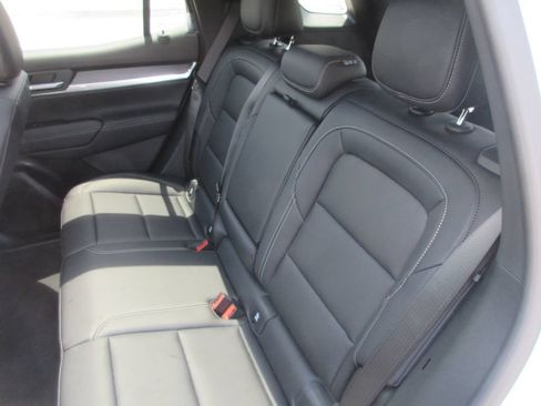 New 2027 GMC Terrain Elevation w/ Elevation Premium Package FWD image 12