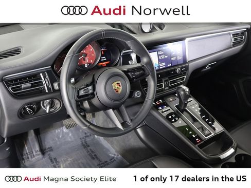 Used 2022 Porsche Macan GTS AWD/4WD image 2