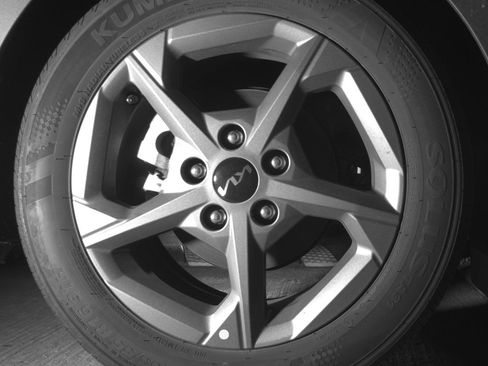 Used 2025 Kia K4 FWD image 15