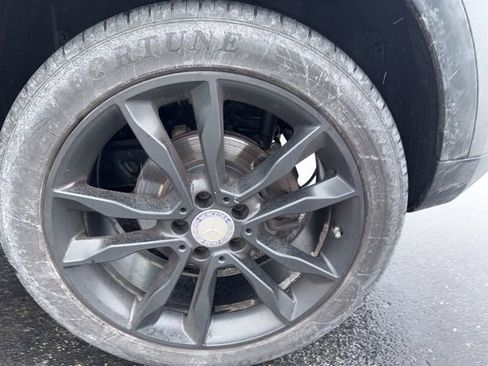 Used 2017 Mercedes-Benz GLA 250 4MATIC w/ Premium Package image 14